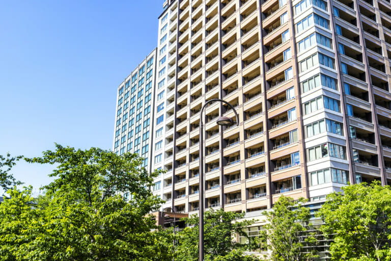 市街化調整区域で家を建てるための条件と許可申請の手順とは？