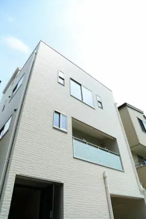 陸屋根のメリット デメリットは メンテナンスについても紹介します ハピすむ