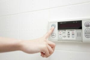 激安・格安で追い焚きあり給湯器を風呂に取り付け・交換するには？