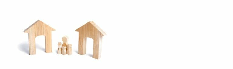 中古住宅の建て替えとリフォームはどちらがお得？費用や判断基準を解説
