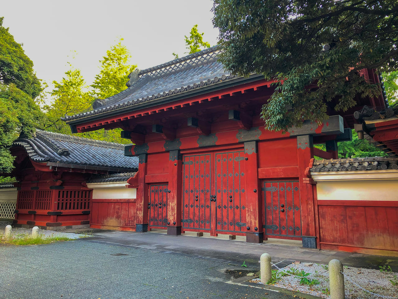 文京区にある赤門の画像