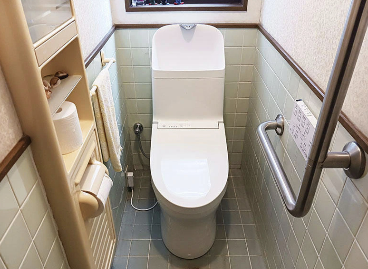 トイレ床からの水漏れを修理した後