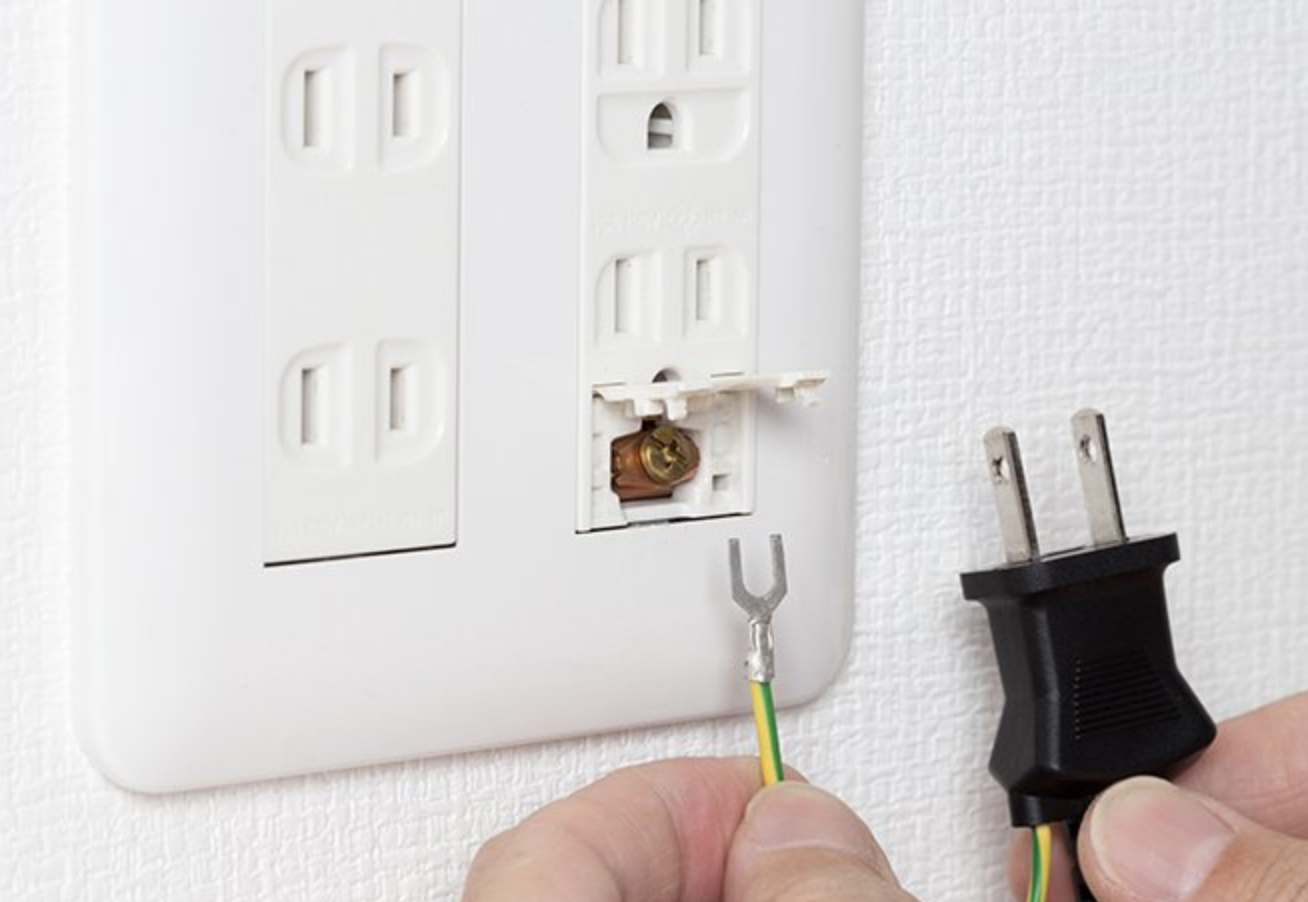 アース端子付きのコンセント