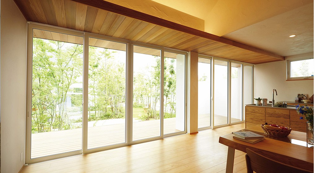 YKKAPの樹脂サッシ「APW330」